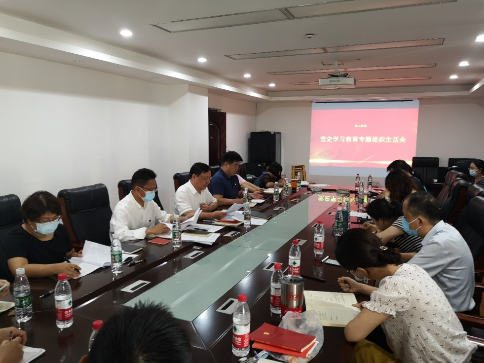 说明: http://hubei-university.com/_s_/ztb/__local/5/EC/6C/AD359AEC983D4735FBB0C547C44_C8DE0251_58DA4.jpg