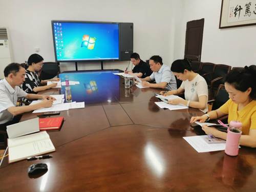 http://hubei-university.com/_s_/xcy/__local/2/F3/CF/80F56FC501CC7CCAA3265BFE228_BEF36003_12CAF.jpg