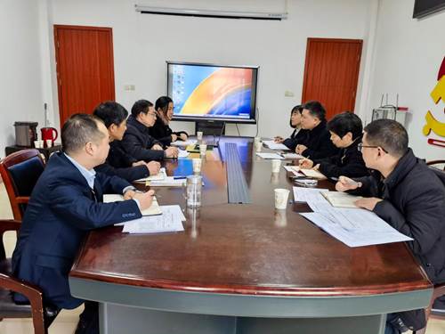 http://hubei-university.com/_s_/bio/__local/7/B9/24/F8A53DEB4D2DCDF35B662648317_040CD878_186CC.jpg