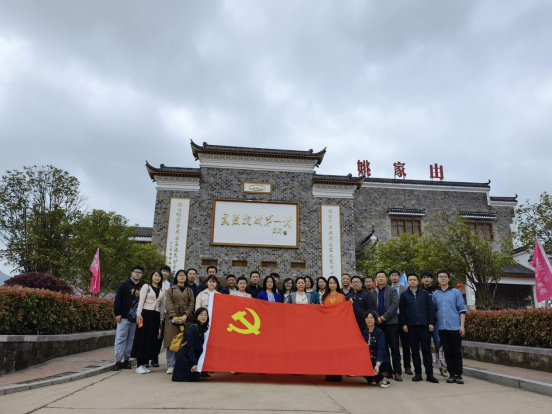 http://hubei-university.com/_s_/xuegong/__local/9/9C/67/DF3849D18F7636DEDDEBA4C7BD7_B2D0CAE8_DFA72.png