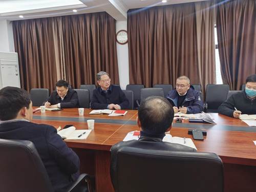 http://hubei-university.com/_s_/jwei/__local/C/EB/5B/30E6FFCE57FF5F07821D6604972_C0B22265_16006.jpg