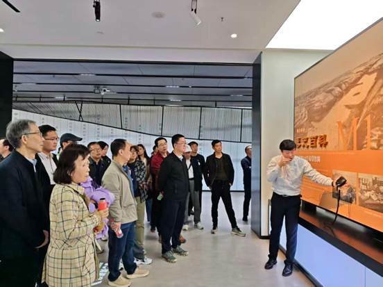 https://hubei-university.com/_s_/matsci/__local/9/DC/DC/85ADF5A38FA8CFFD9ECCF6869E2_49C00DFD_1936A.jpg