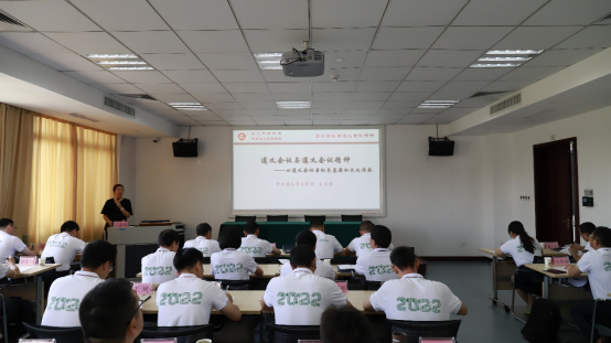 http://hubei-university.com/_s_/matsci/__local/E/DA/A3/6EE7E96992DF5BEA3DEB124C1F6_09106EB3_A89FC.png