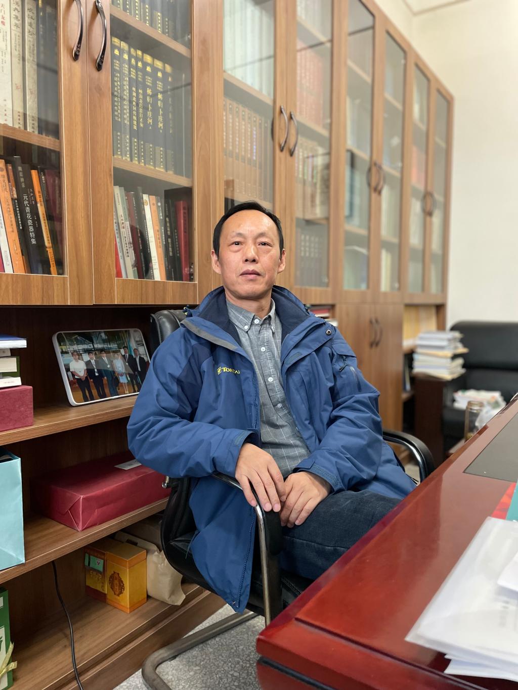 孟华平