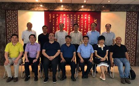 http://hubei-university.com/_s_/gs/__local/3/2C/BF/8B295DECD9355C4B2C949E24BA1_7939F673_CF93.jpg